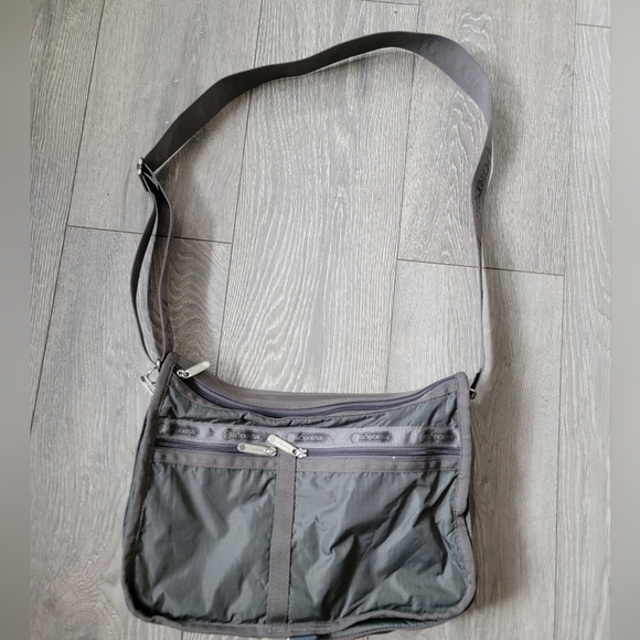 LeSportSac Bag - Picture 1 of 3